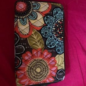 Vera Bradley zipper wristlet.